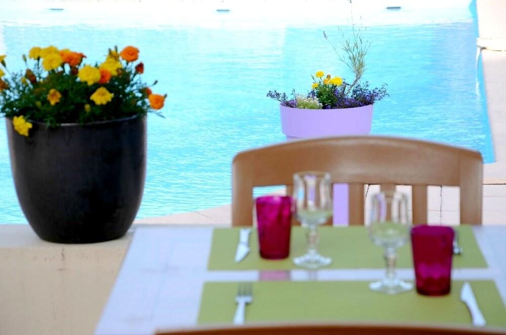 Logis Hotel Restaurant L'Escapade Lamastre Ngoại thất bức ảnh